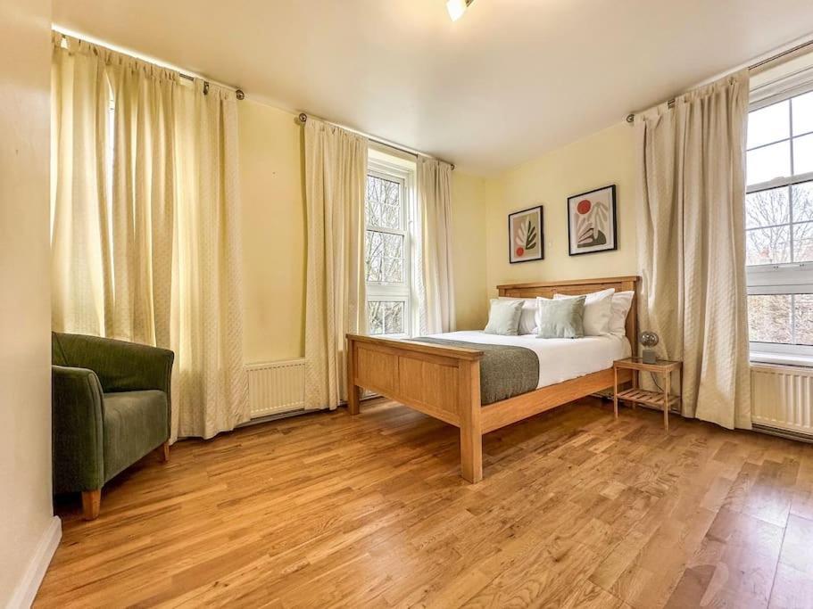 Spacious 4 Bed Flat Near London 02 Arena Greenwich Екстер'єр фото